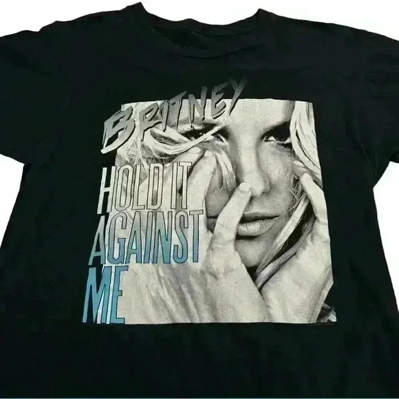 Britney Spears Hold It Against Me Pop Star T-shirt - Picture 2 of 2